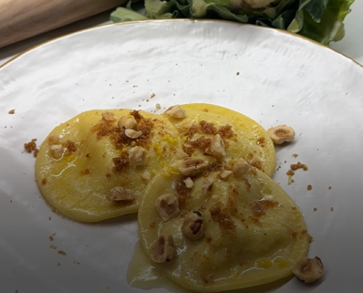 Raviolo ripieno di cavolfiore